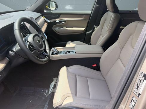 New 2026 Volvo XC90 T8 Ultra w/ Protection Package AWD/4WD image 5