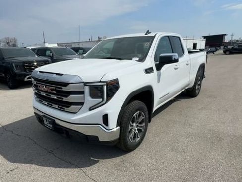 New 2026 GMC Sierra 1500 SLE image 4