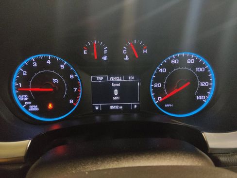 Used 2020 Chevrolet Traverse LS FWD image 23