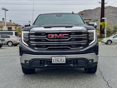 Used 2023 GMC Sierra 1500 SLT w/ SLT Premium Package image 9