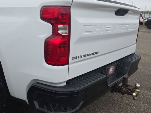 Used 2020 Chevrolet Silverado 1500 W/T w/ Z71 Off-Road Package AWD/4WD image 35