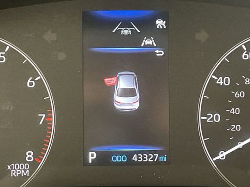 Used 2024 Toyota Corolla LE image 14