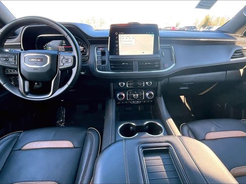 Used 2024 GMC Yukon AT4 w/ AT4 Premium Plus Package image 14