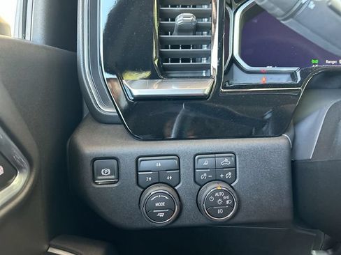New 2026 Chevrolet Silverado 3500 LT w/ Trail Boss Package AWD/4WD image 18
