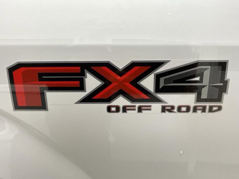 Used 2016 Ford F150 Lariat w/ Equipment Group 502A Luxury image 27