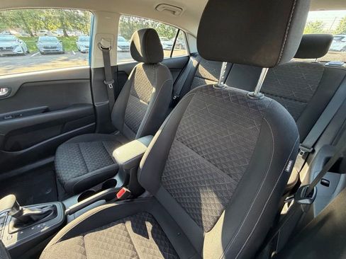 Used 2023 Kia Rio S FWD image 7