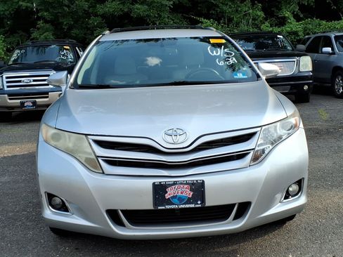 Used 2014 Toyota Venza LE AWD/4WD image 2