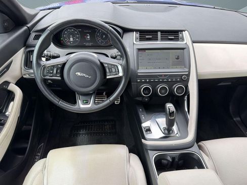 Used 2019 Jaguar E-PACE R-Dynamic HSE AWD/4WD image 27