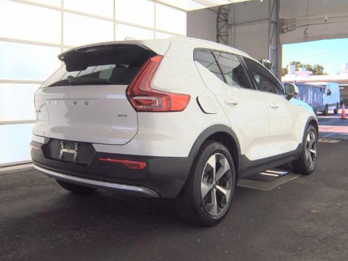 Used 2023 Volvo XC40 B4 Plus w/ Protection Package Premier FWD image 3