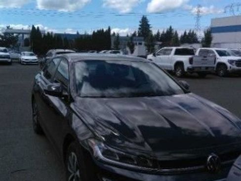 Used 2025 Volkswagen Jetta S FWD image 1