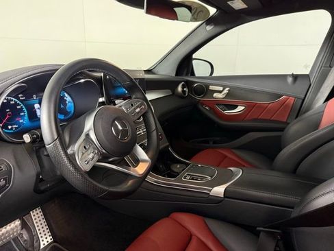 Used 2023 Mercedes-Benz GLC 300 4MATIC Coupe image 6