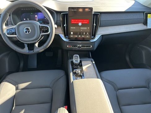 New 2026 Volvo XC90 B6 Plus w/ Protection Package Premier image 11