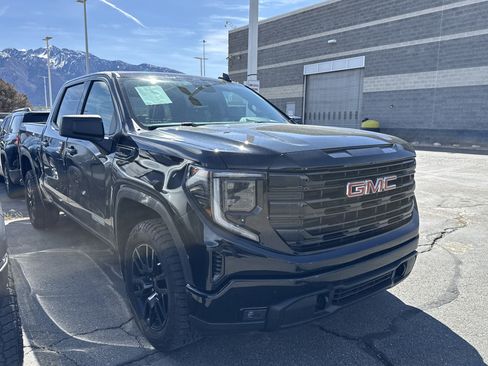 Used 2023 GMC Sierra 1500 Elevation image 2
