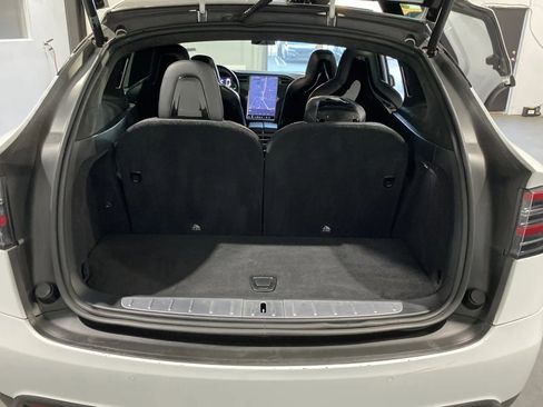 Used 2016 Tesla Model X 75D image 8