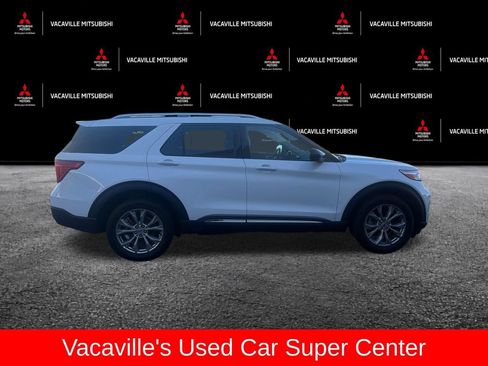 Used 2023 Ford Explorer Limited AWD/4WD image 6