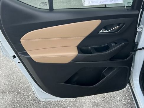 Certified 2023 Chevrolet Traverse Premier image 37