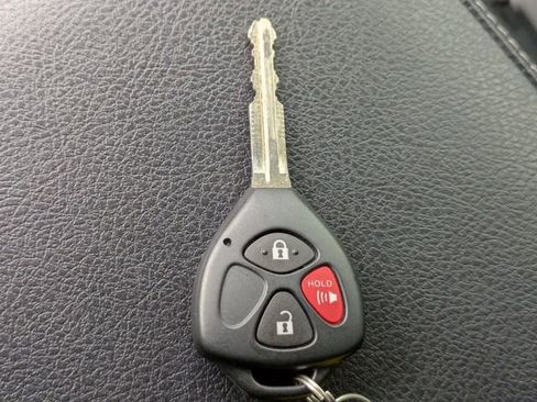 Used 2018 Toyota 4Runner SR5 Premium image 33