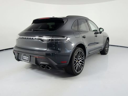 Certified 2026 Porsche Macan AWD/4WD image 8