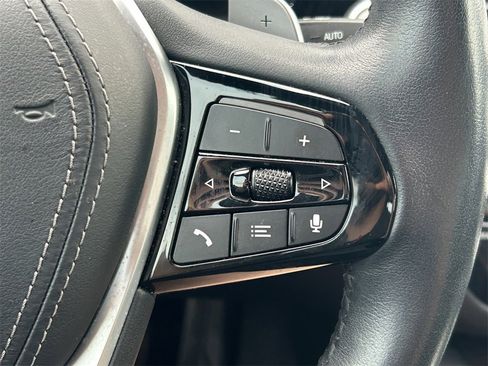 Used 2021 BMW 540i w/ Premium Package image 41