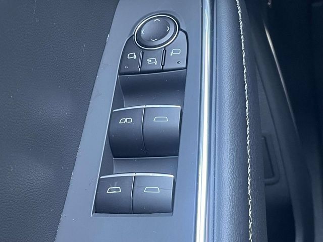 Used 2026 GMC Acadia Denali w/ Super Cruise Package FWD image 25