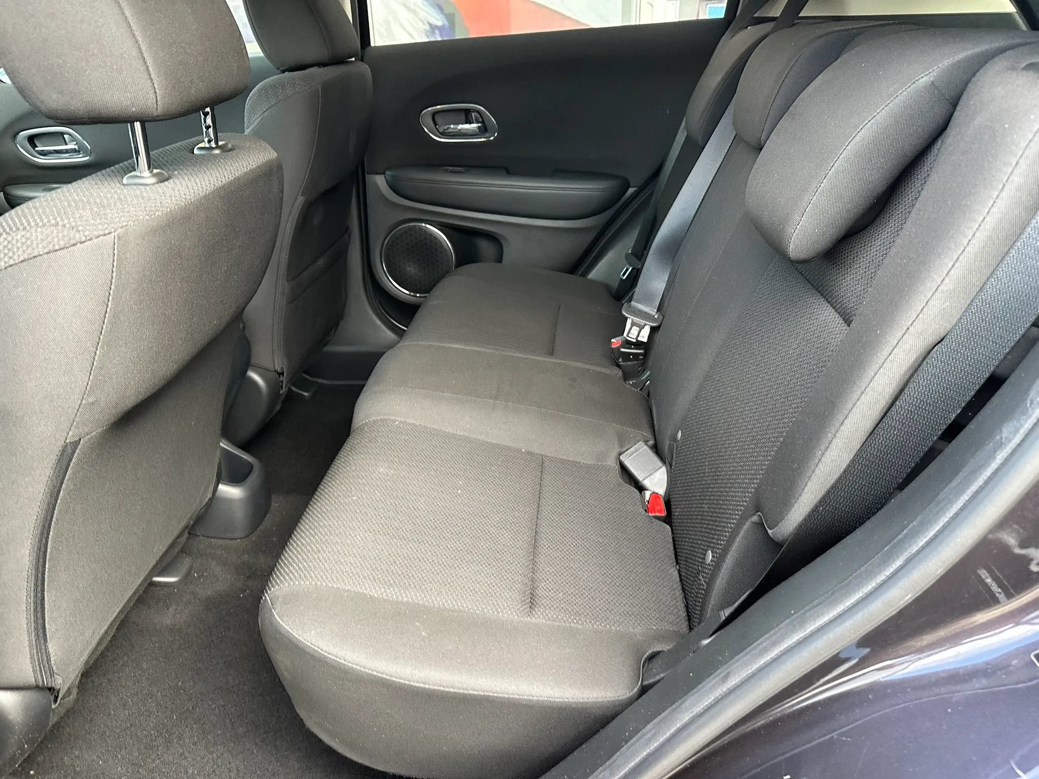 Used 2017 Honda HR-V EX image 16