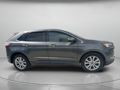 Certified 2019 Ford Edge Titanium w/ Equipment Group 301A FWD image 35