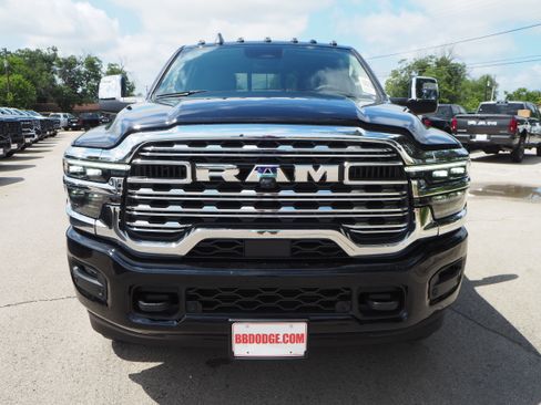 New 2025 RAM 2500 Limited image 3