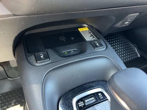 Used 2024 Toyota Corolla XSE FWD image 35