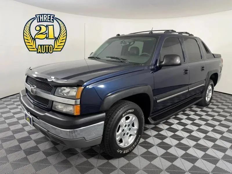 Used 2004 Chevrolet Avalanche Z71 w/ Sun And Sound Package AWD/4WD image 1