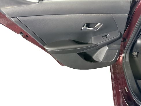Used 2023 Nissan Sentra SV FWD image 26
