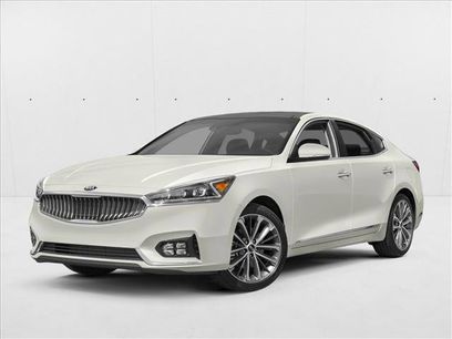 Used 2017 Kia Cadenza Technology