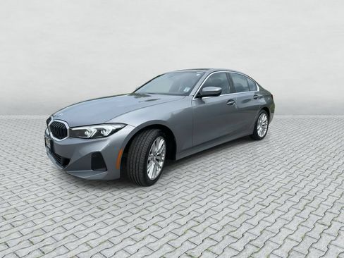 Used 2024 BMW 330i xDrive Sedan w/ Convenience Package AWD/4WD image 4