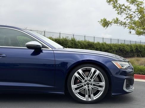 Used 2021 Audi S6 Premium Plus w/ S6 Executive Package AWD/4WD image 11