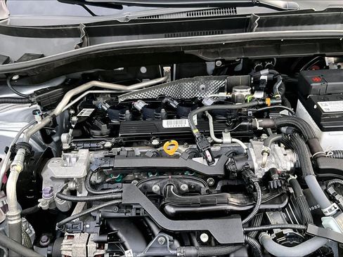 Used 2023 Toyota Corolla Cross L image 31