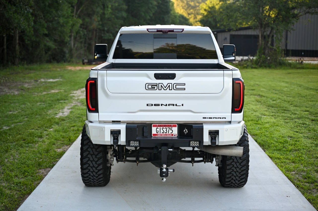 Used 2021 GMC Sierra 3500 Denali w/ Denali Ultimate Package AWD/4WD image 12