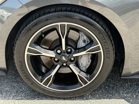Used 2016 Ford Mustang GT Premium w/ Equipment Group 401A RWD image 15