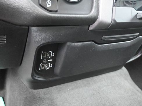 Used 2021 RAM 1500 Big Horn image 19