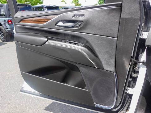 Used 2024 Cadillac Escalade Premium Luxury w/ LPO, Floor Liner Package AWD/4WD image 21