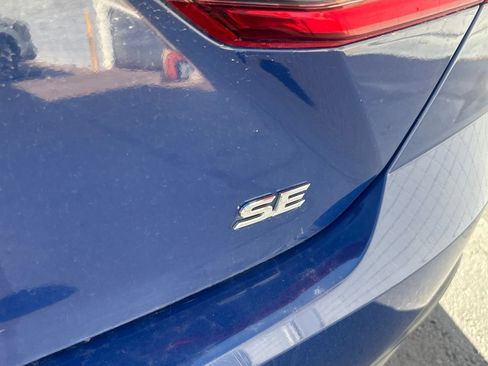 Used 2025 Toyota Camry SE FWD image 33