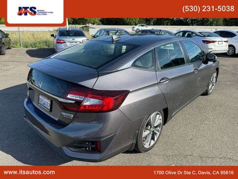 Used 2018 Honda Clarity Touring image 5