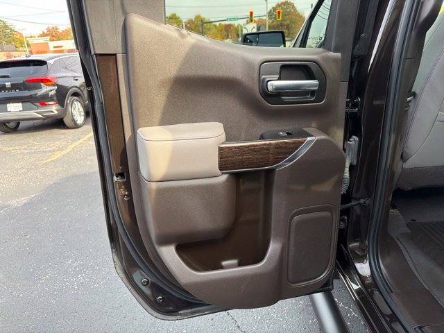 Used 2019 GMC Sierra 1500 Elevation w/ Elevation Value Package AWD/4WD image 13