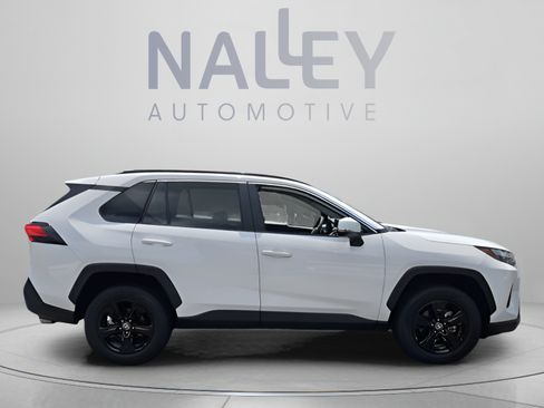 Certified 2025 Toyota RAV4 XLE FWD image 6