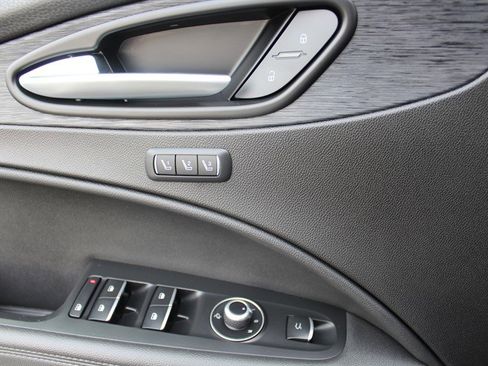 Used 2022 Alfa Romeo Stelvio Sprint image 23