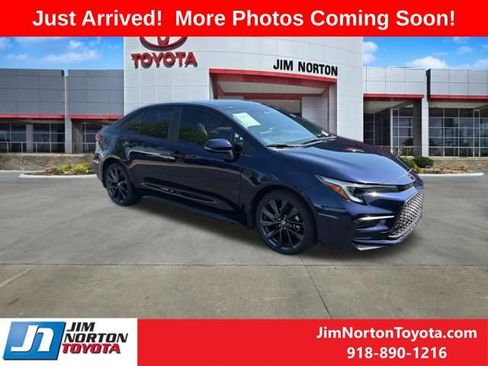 Used 2024 Toyota Corolla SE image 1