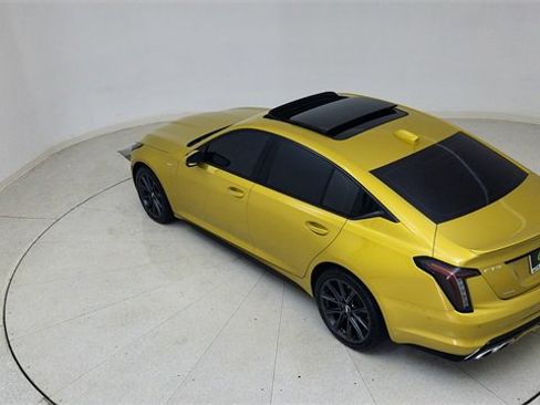 Used 2025 Cadillac CT5 V w/ Technology Package image 79