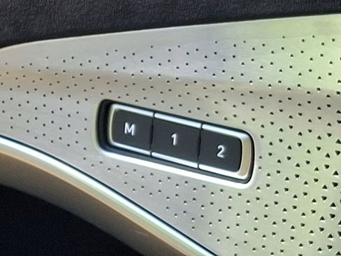 Used 2025 Lotus Emira image 25