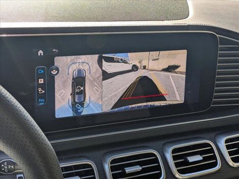 New 2025 Mercedes-Benz GLS 450 4MATIC image 14