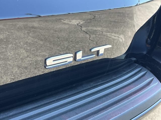Used 2023 GMC Yukon SLT w/ SLT Premium Package AWD/4WD image 13