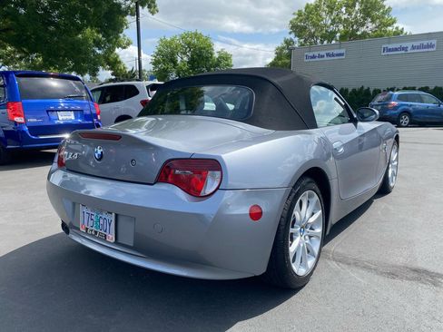 Used 2007 BMW Z4 3.0i RWD image 10