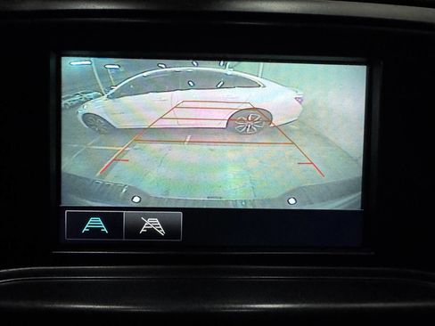 Used 2018 Chevrolet Silverado 1500 Custom w/ Custom Value Package image 25